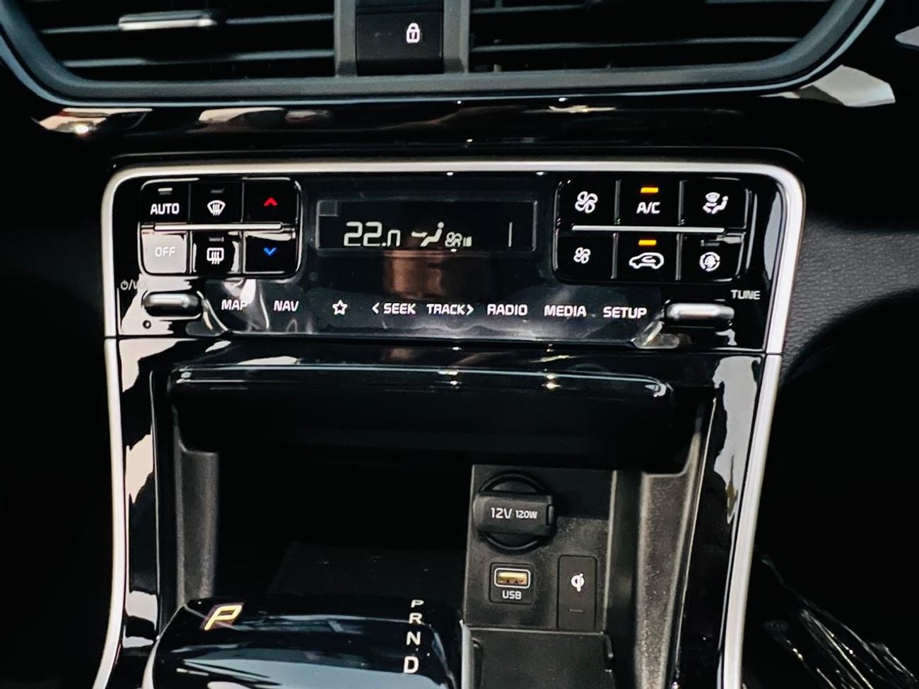 Kia Seltos LX STANDARD