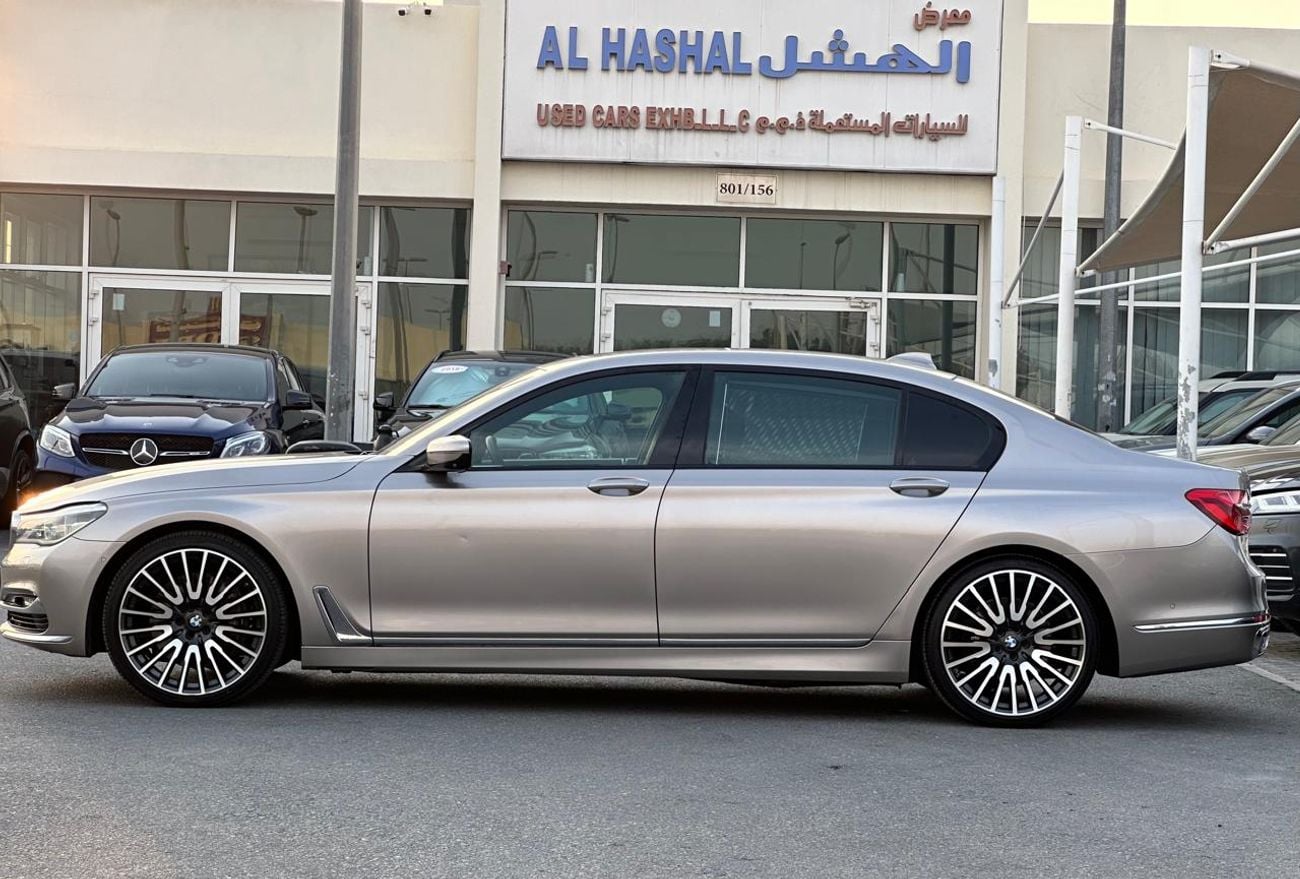 BMW 750Li PURE EXCELLENCE