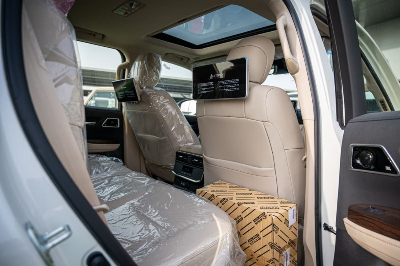 Toyota Land Cruiser GXR LC300 3.5L HEV
