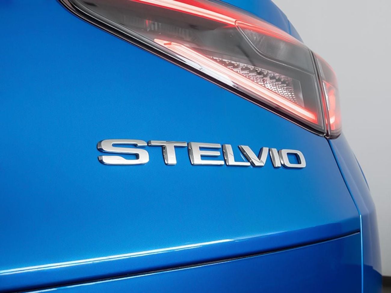 Alfa Romeo Stelvio QUADRIFOGLIO