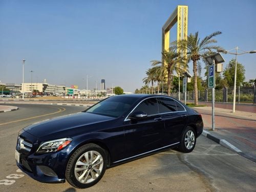 Mercedes Benz C300 PREMIUM