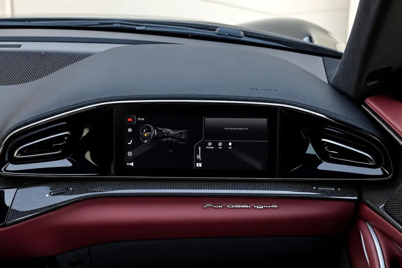 فيراري بوروسانجوي ستاندارد Full Carbon – European Specs