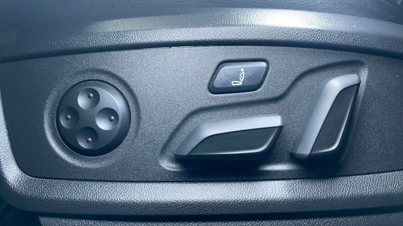 أودي Q5 45 TFSI إس لاين كارس24 هي سوق ضخم للسيارات المستعملة موثوق ومضمون ٪كارس24 هي سوق ضخم للسيارات المستعملة موثوق ومضمون