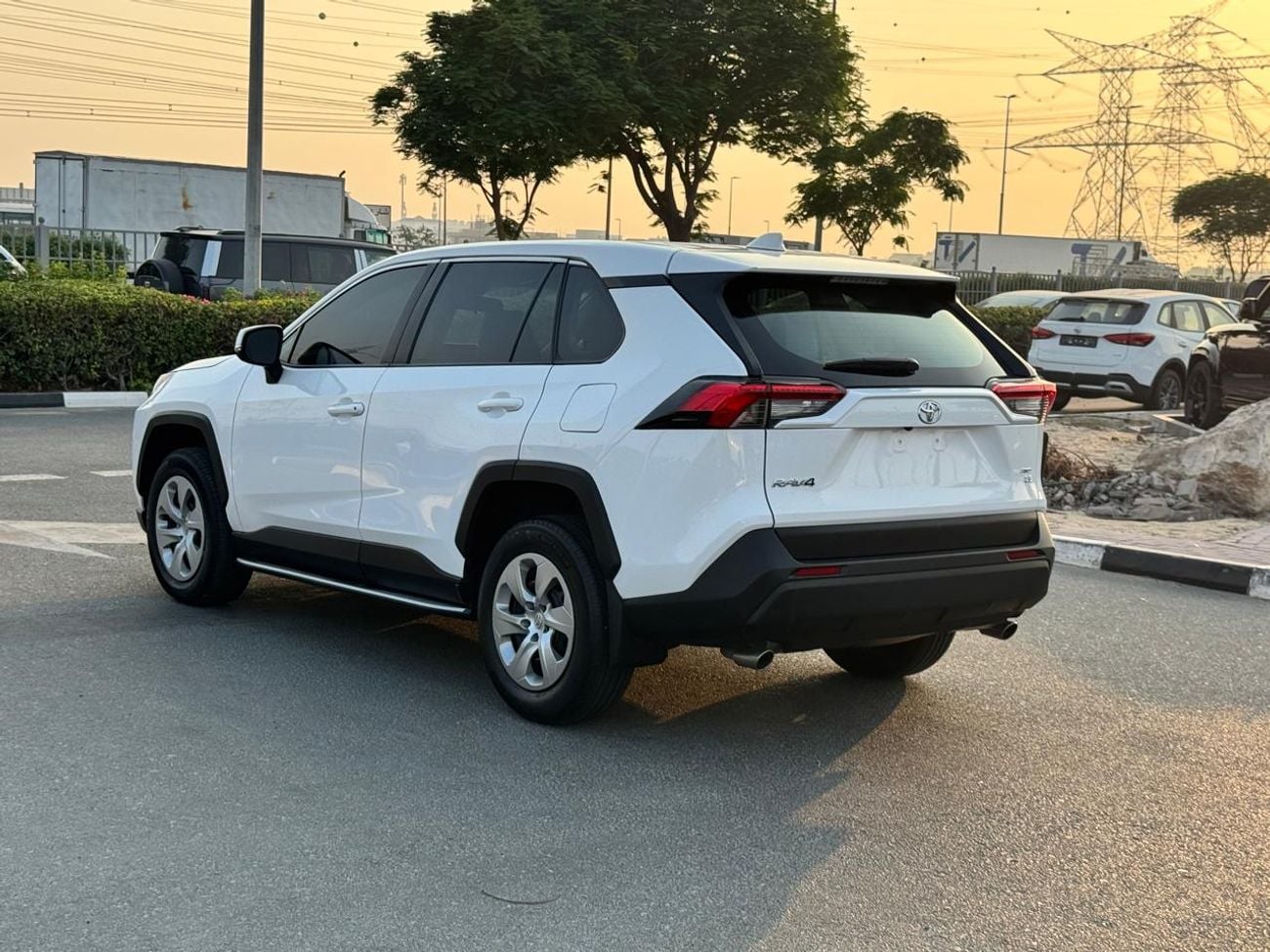 Toyota RAV4 LE 2023 toyota rav4 run and drive 4 wheel drive