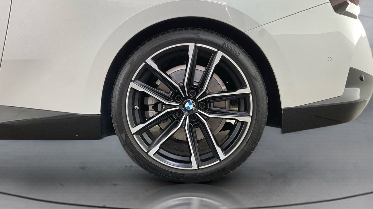 بي أم دبليو 230i M SPORT | شامل الضمان | 0 دفعة أولى