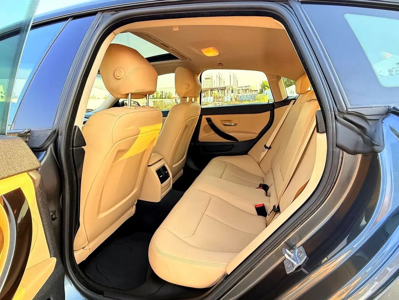 بي أم دبليو 420i M SPORT 420i GCC Specs in Excellent Condition