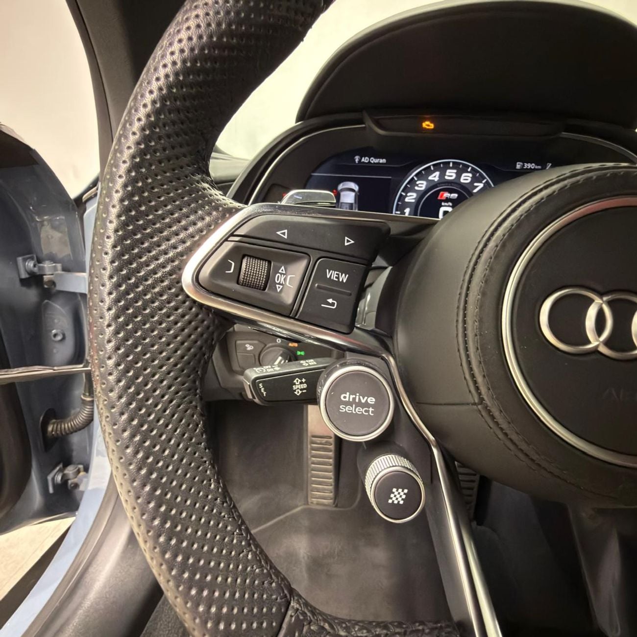 Audi R8 V10 PERFORMANCE GCC V10 under warranty