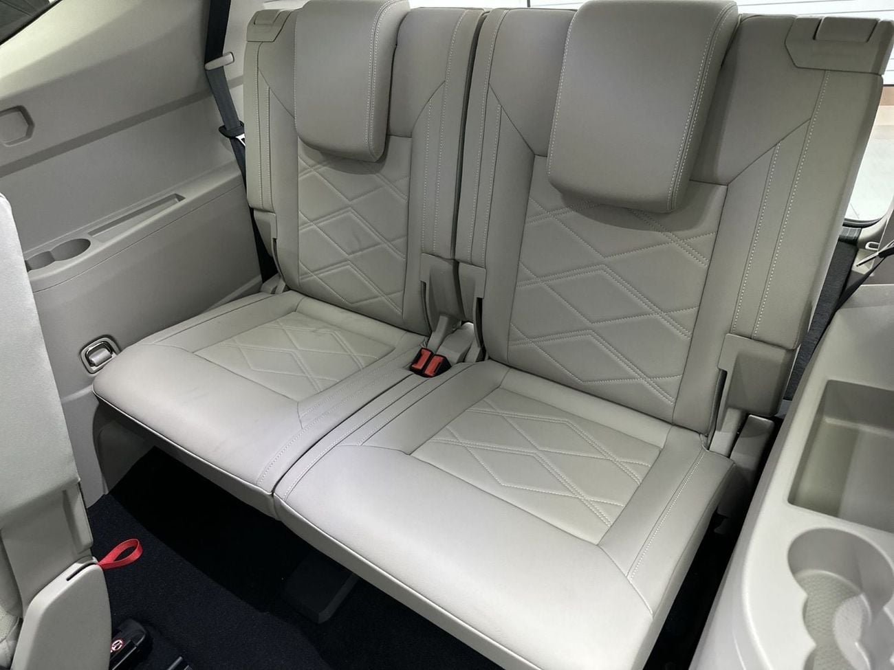 Volkswagen Teramont COMFORTLINE Teramont Trendline 2.0L | 7 Seats | Remote Start | Keyless Access | Front Assist