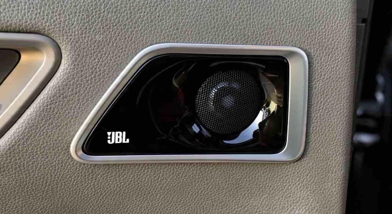 تويوتا لاند كروزر VXR 3.5TT VXR HUD-JBL SPEAKERS-YM2026