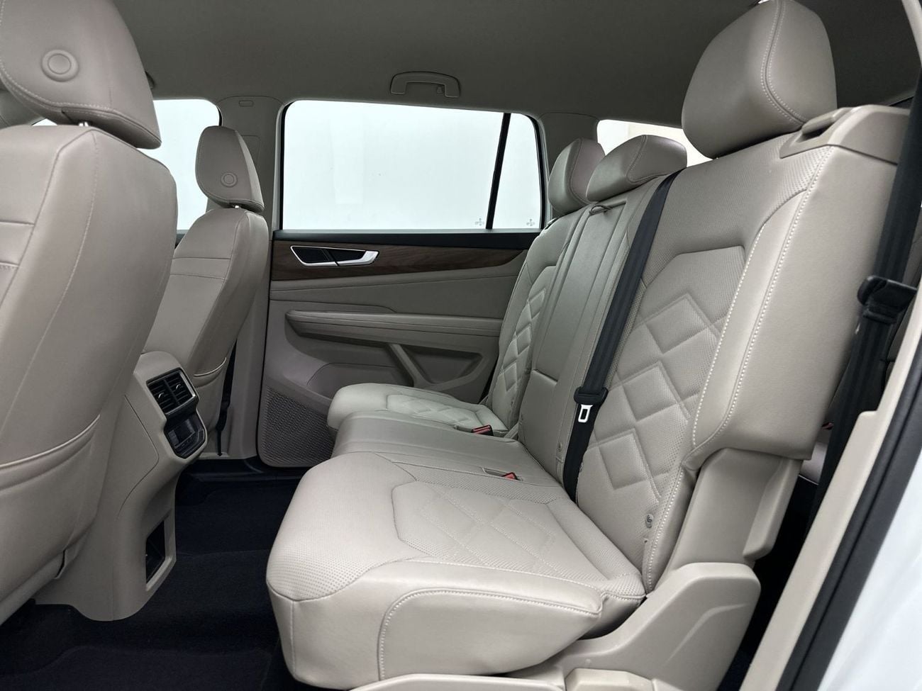 Volkswagen Teramont TRENDLINE Teramont 2L | UPGRADED Leather Seats | GCC Spec | VW Certified