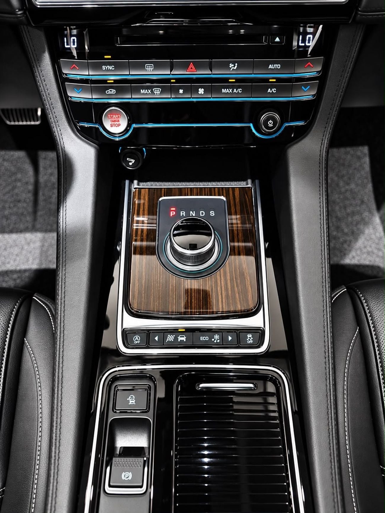 Jaguar F-PACE PRESTIGE
