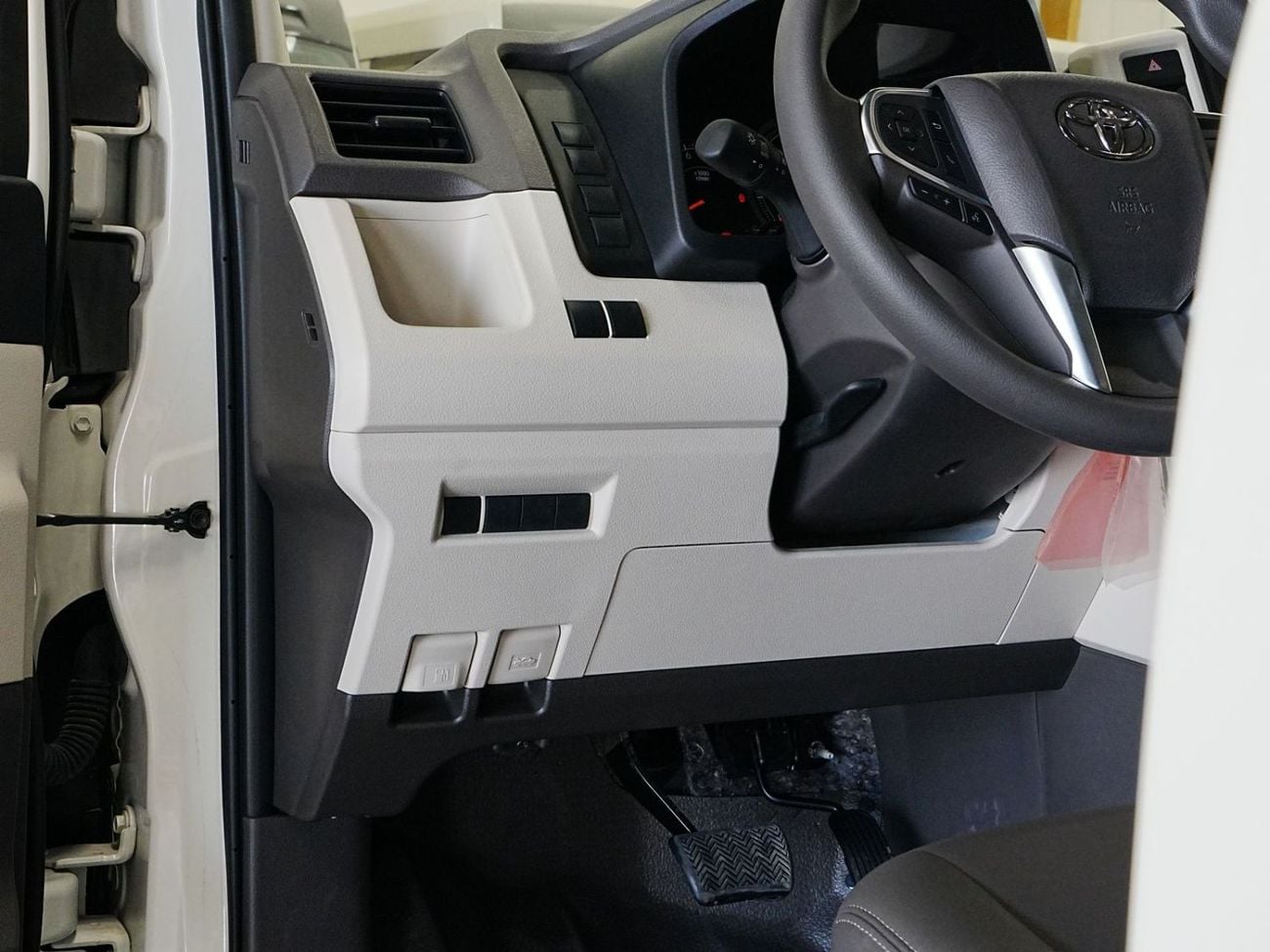 Toyota Hiace GL