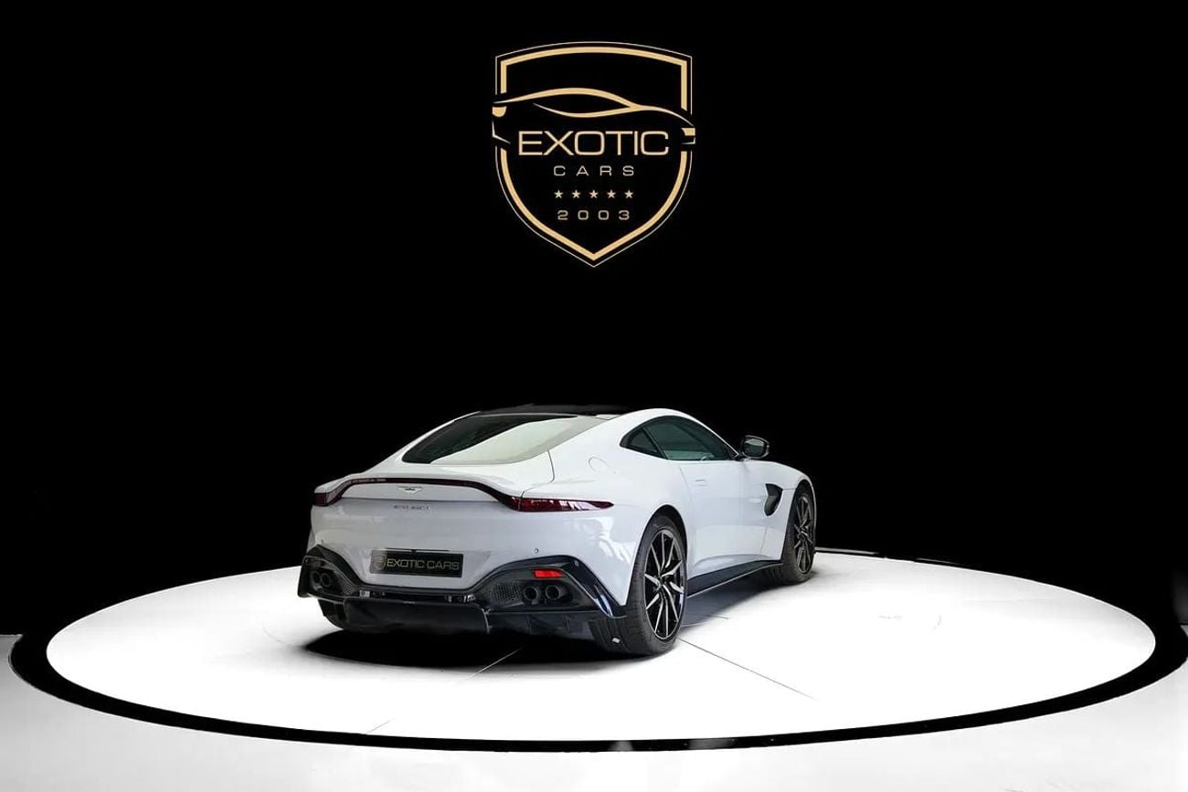 أستون مارتن فانتيج Std 4.0L