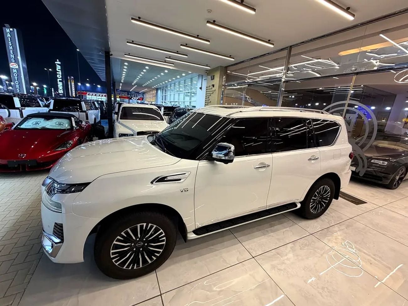 نيسان باترول LE بلاتينيوم سيتي PLATINUM LE-V8 – MODEL