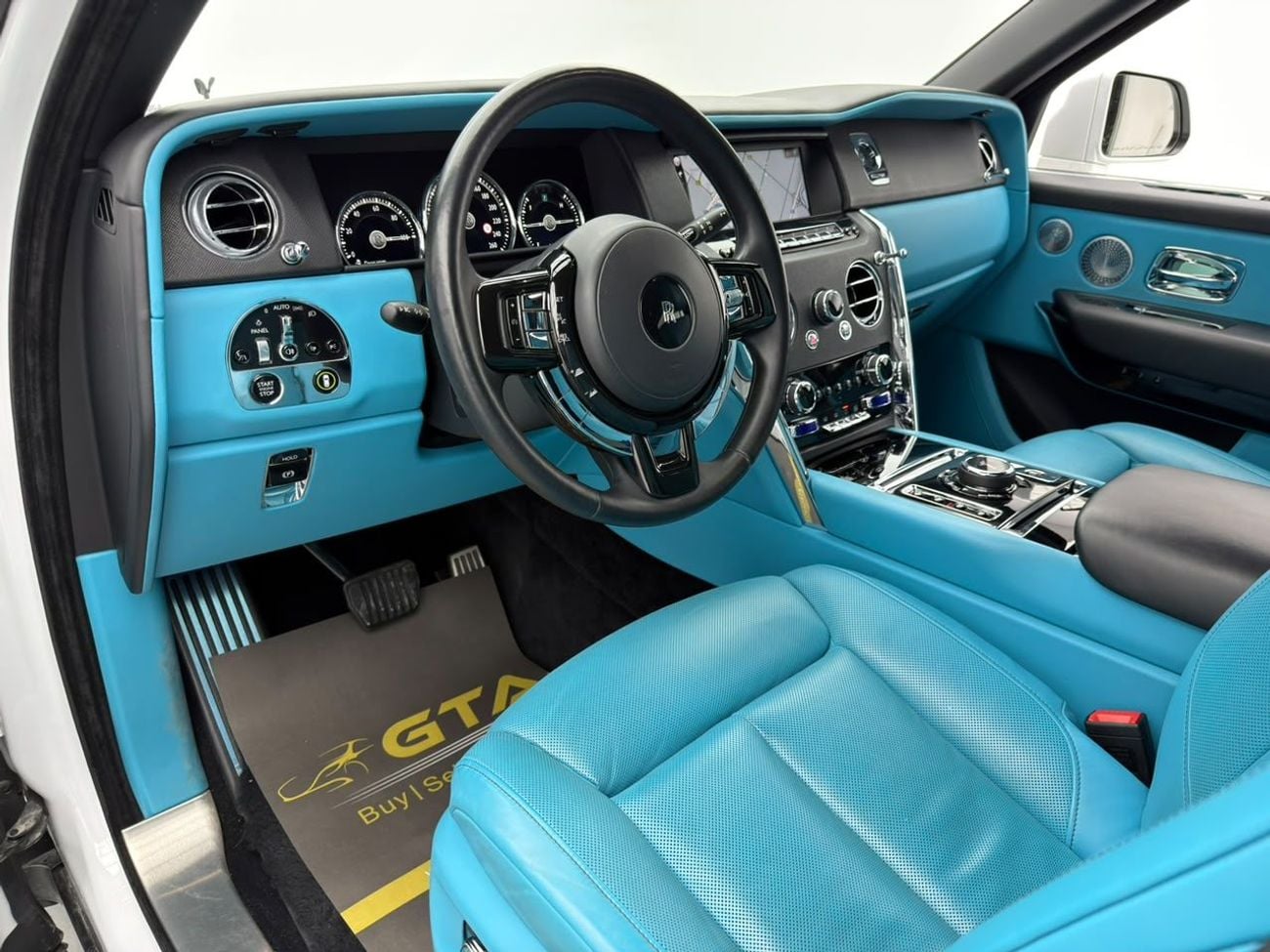 Rolls Royce Cullinan