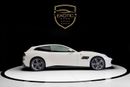 فيراري جي تي سي 4 لوسو LUSSO
