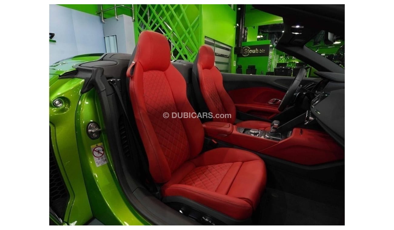 أودي R8 2023 - BRAND NEW R8 - 3 YEARS WARRANTY - SPECIAL COLOR - SIDE BLADES - FINE NAPPA - DIAMOND SEATS