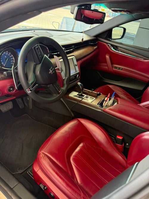 Maserati Quattroporte SQ4