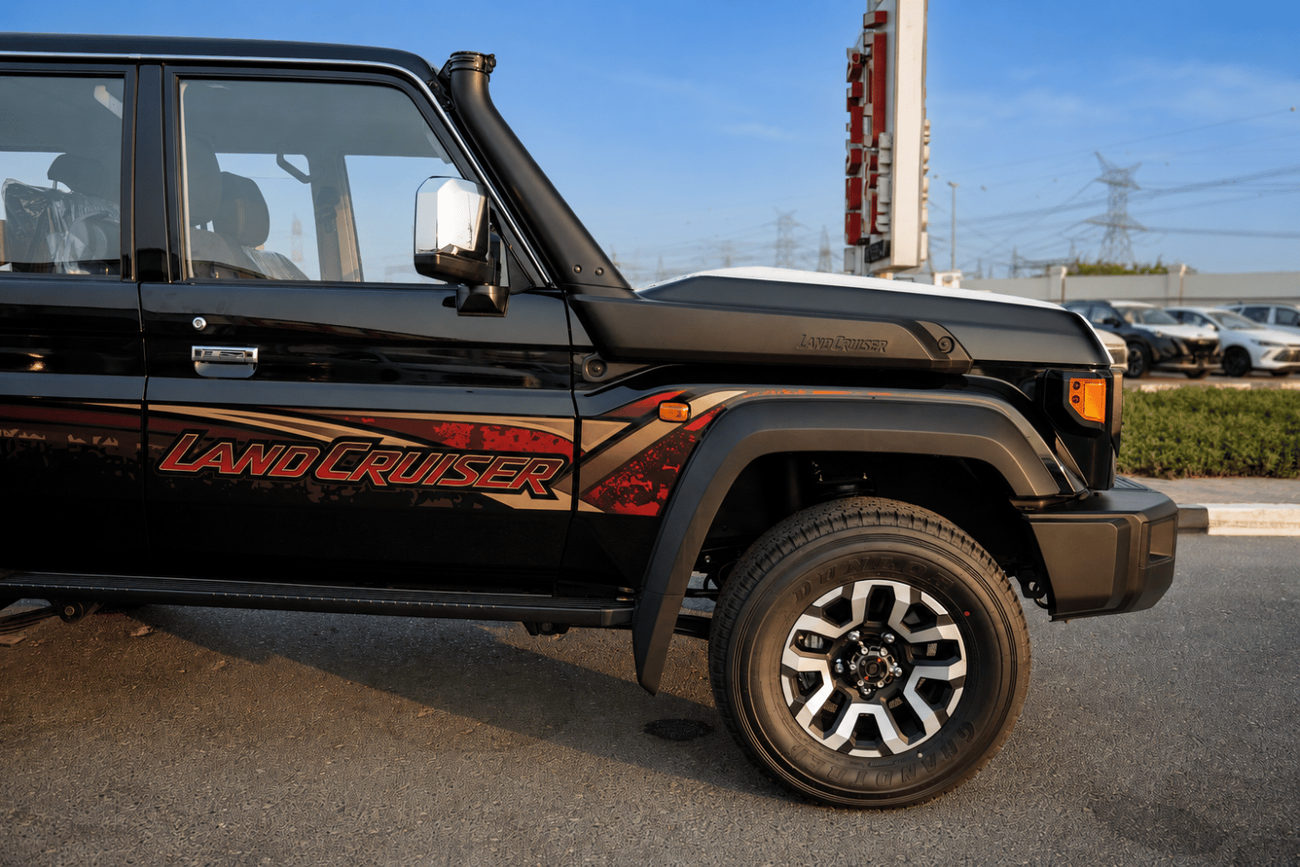 Toyota Land Cruiser 70 LC76 LX