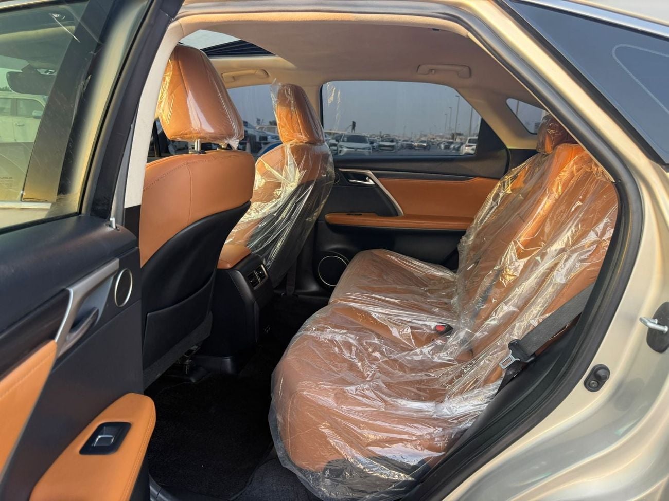 Lexus RX450h PREMIER 2021 LEXUS RX450H LUXURY HYBRID 3.5L V6 GCC WITH SUNROOF AWD AND COOLING SEATS