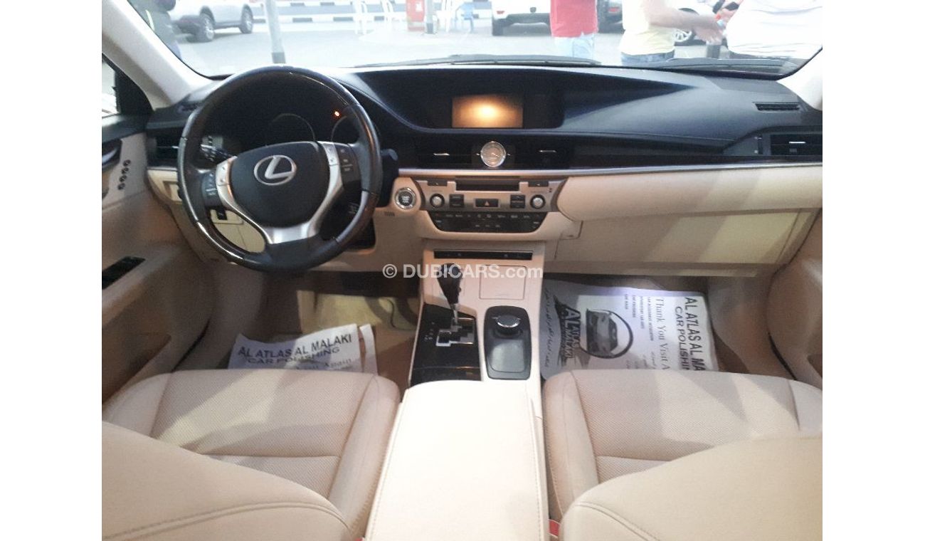 Lexus ES350