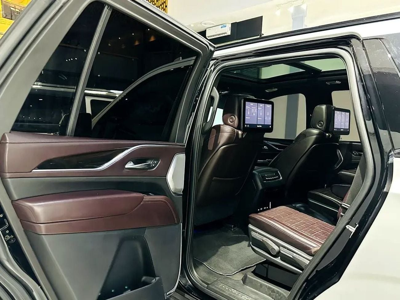 Cadillac Escalade PLATINUM