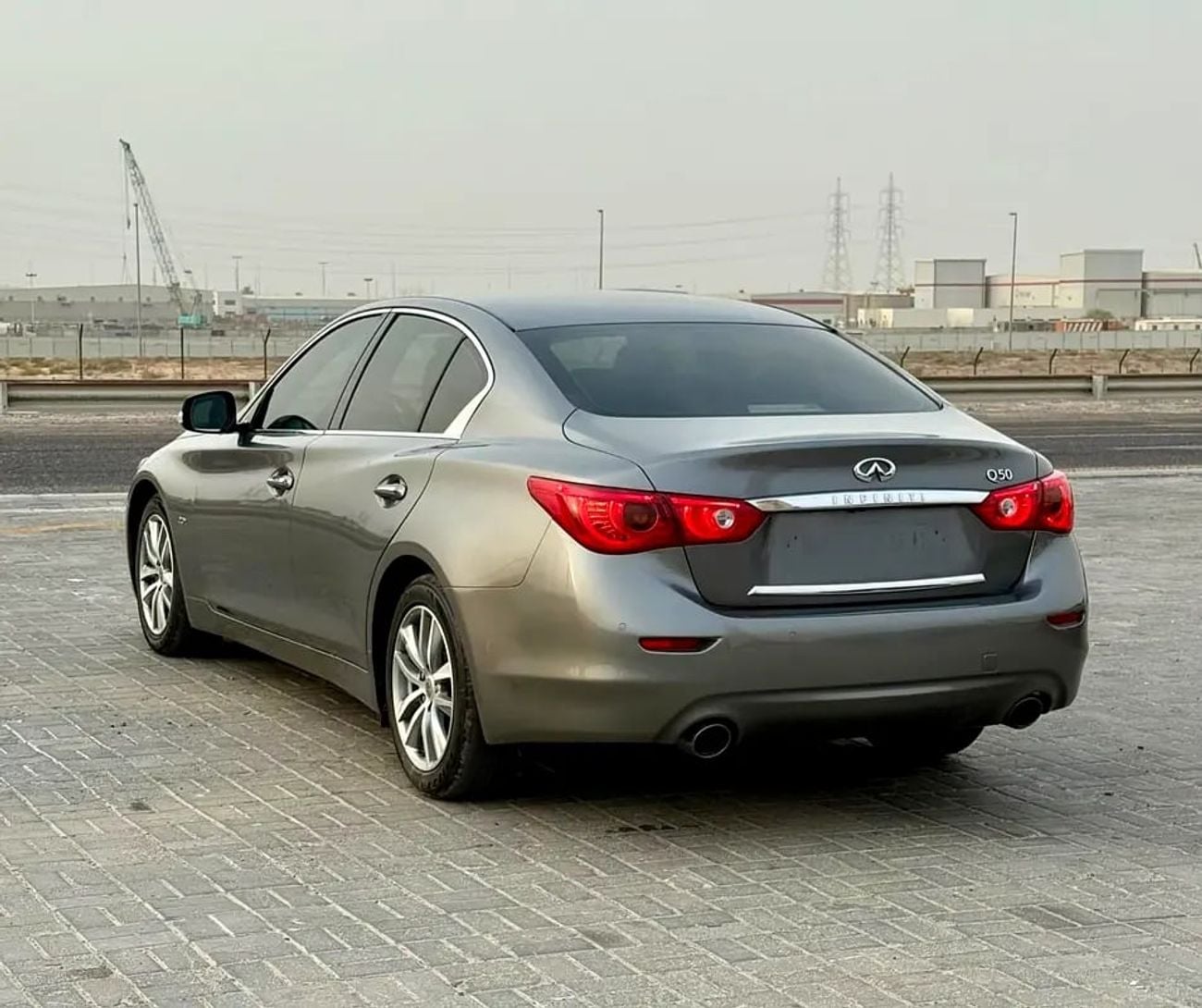 Infiniti Q50 إنفينيتي