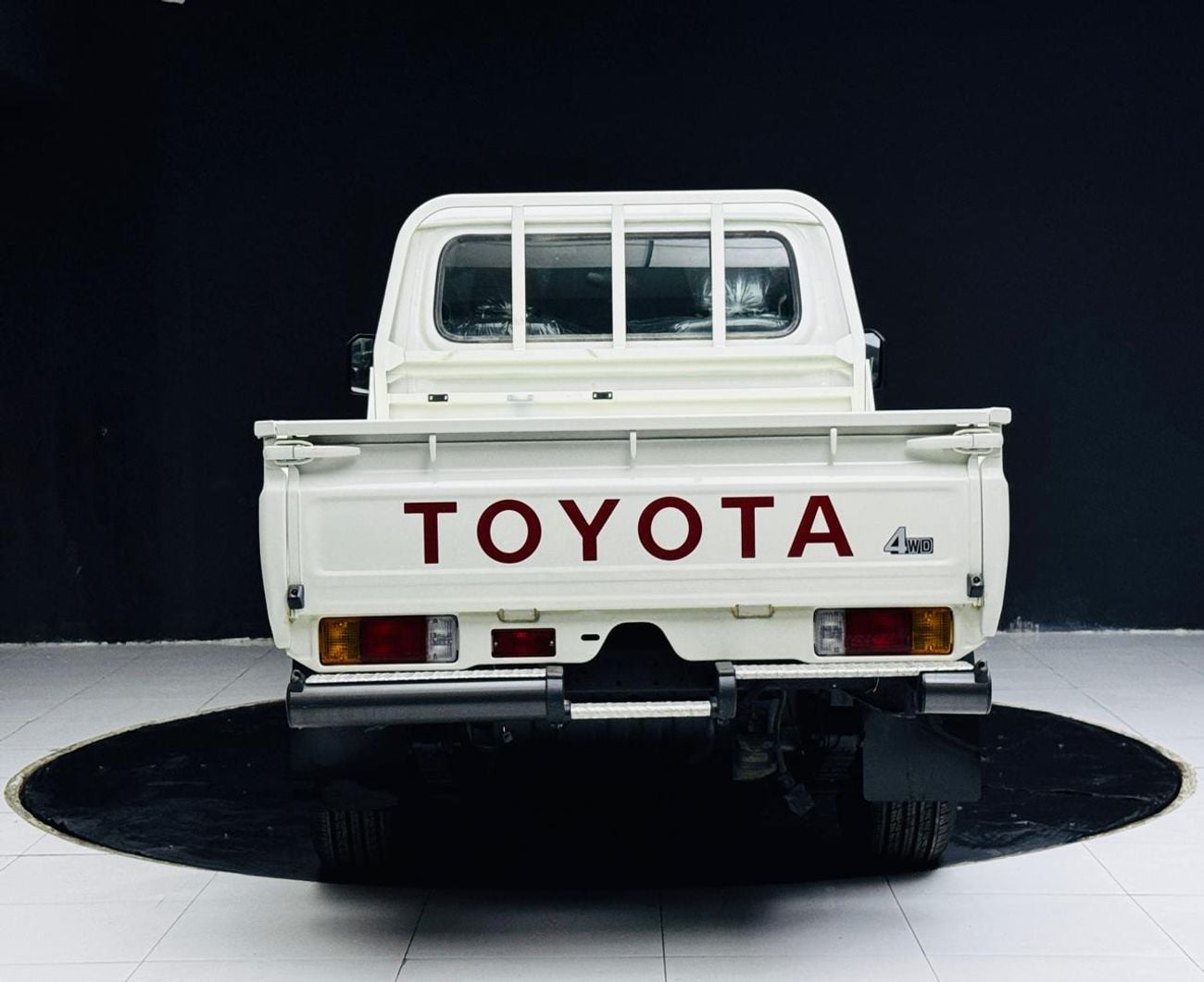 Toyota Land Cruiser Pick Up