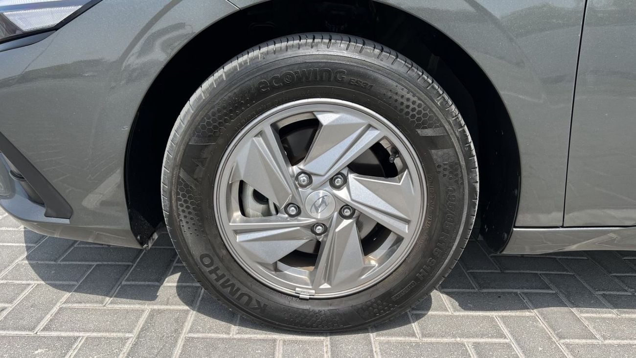 هيونداي إلانترا Smart Hyundai Elantra / Avante 2025