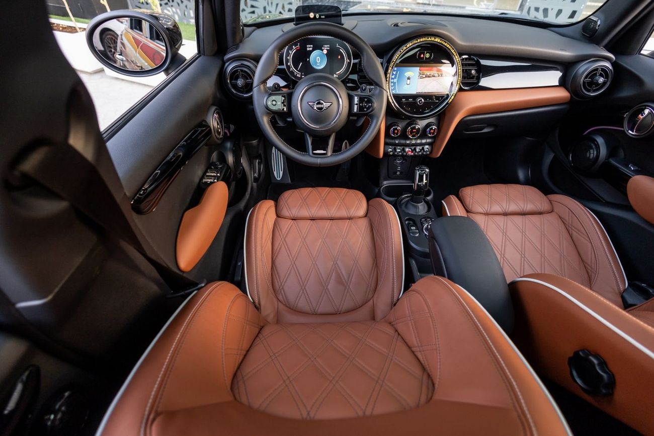Mini Cooper S JCW MINI Hatch Cooper S 2024 GCC specs for 1,594.00 AED monthly
