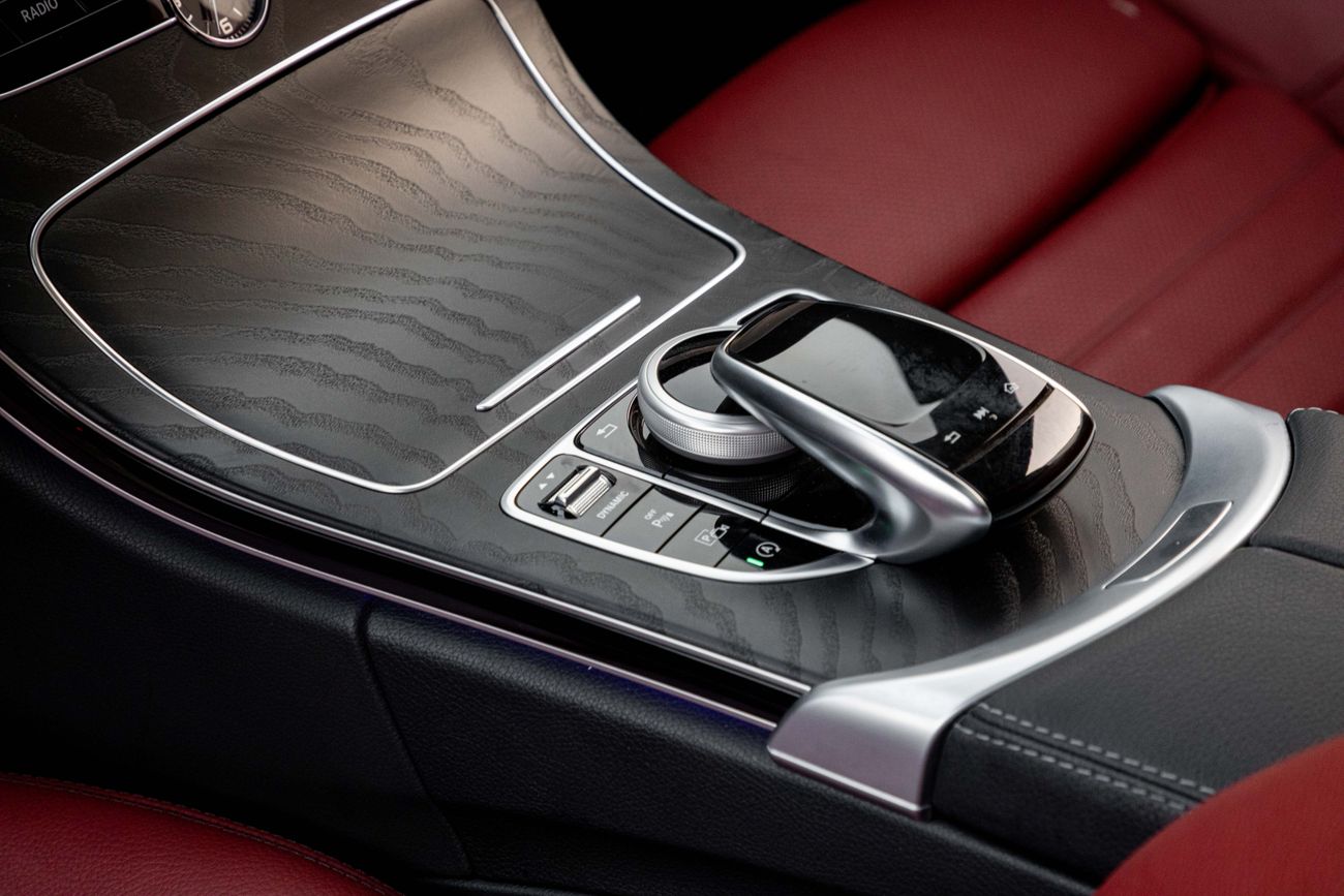 Mercedes Benz C200 C200 | 2,742 P.M | 0% Downpayment | Mercedes-Benz Warranty & Service