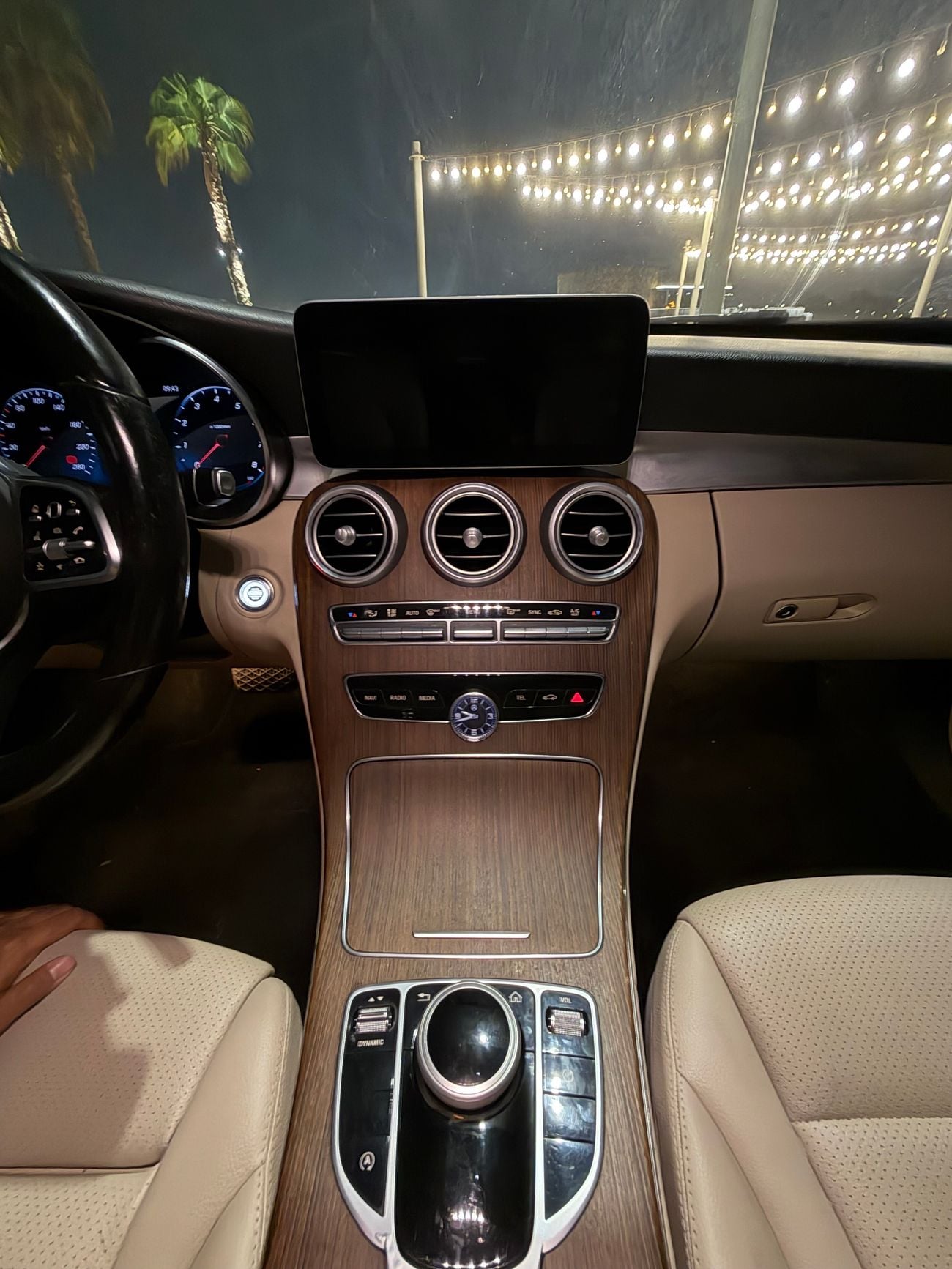 Mercedes Benz C300 STANDARD