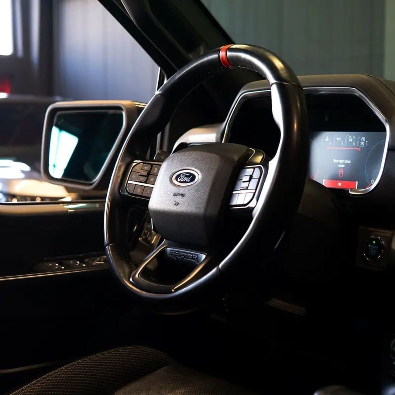 Ford F-150 RAPTOR CREW CAB LUX AED 4,407 pm • 0% Downpayment • Agency Warranty And Service Packa