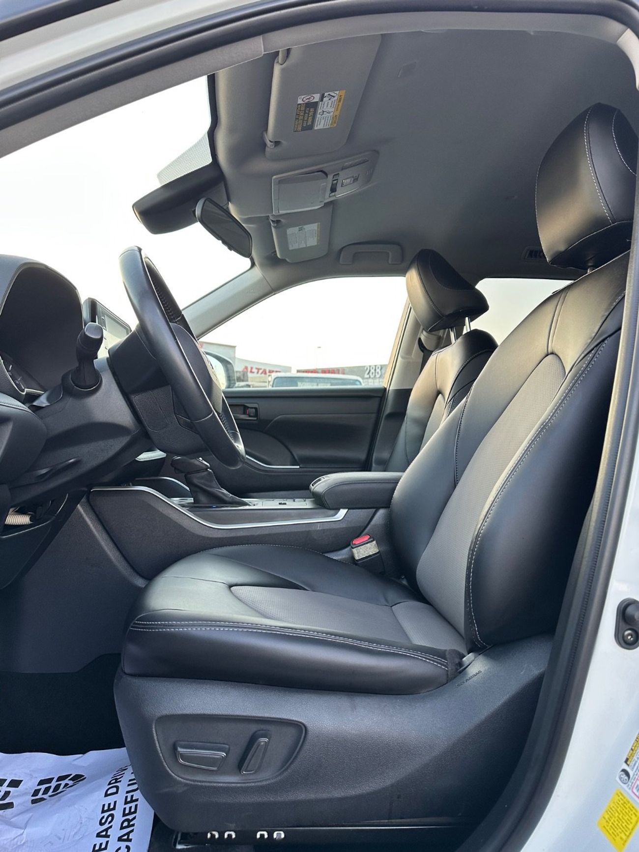 Toyota Highlander LE
