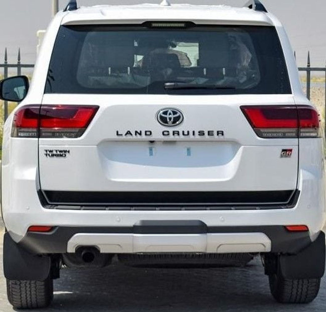 Toyota Land Cruiser GR SPORT LANDCRUISER DIESEL 3.3L