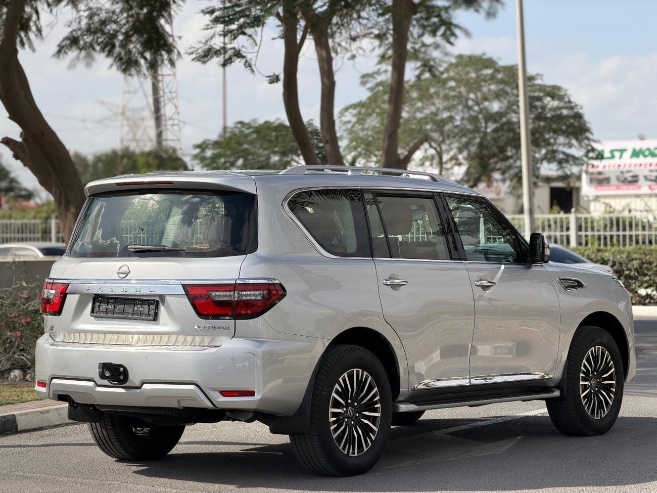 نيسان باترول SE بلاتينيوم سيتي 4.0L