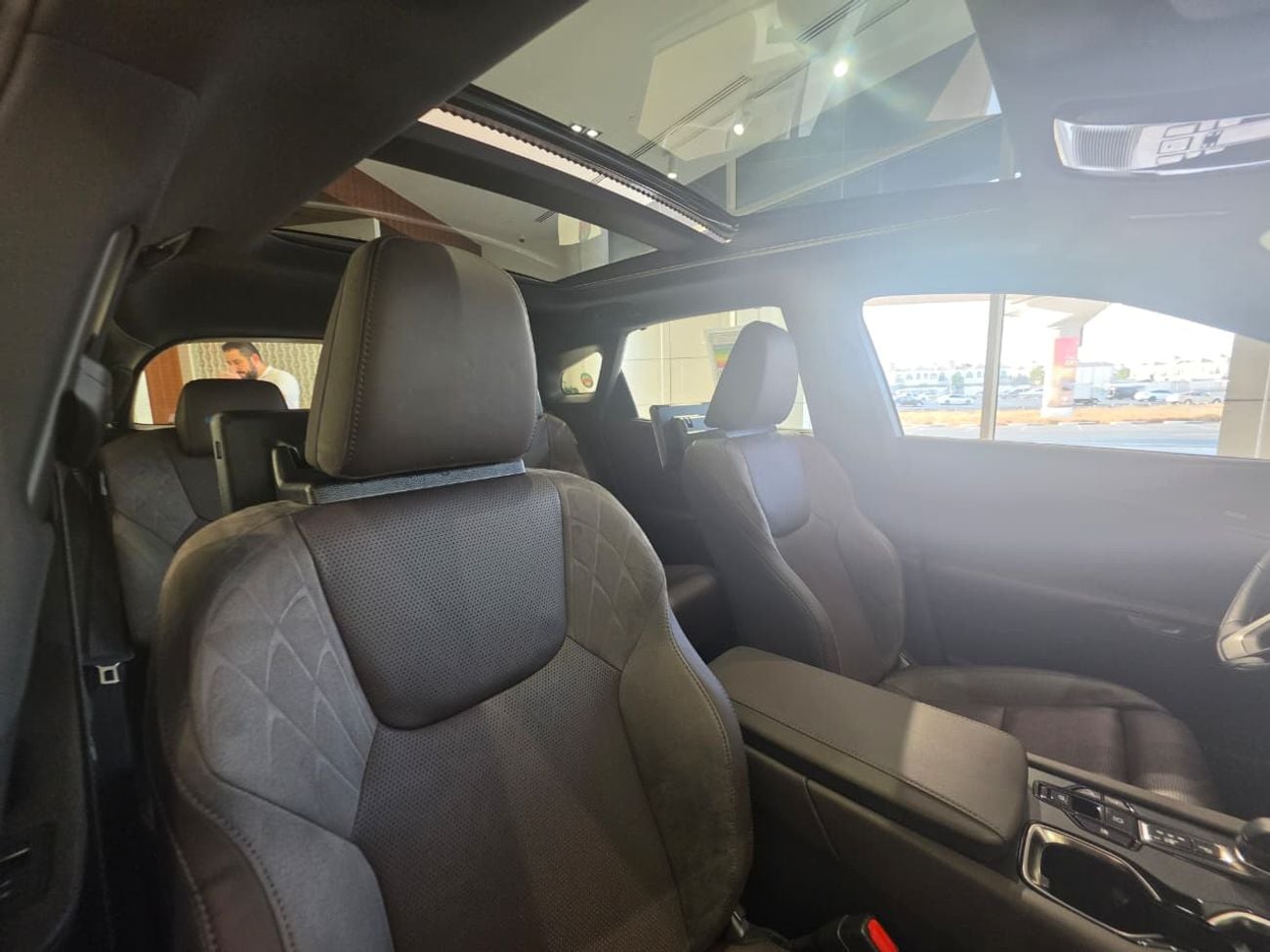 لكزس RX 350h PLATINUM