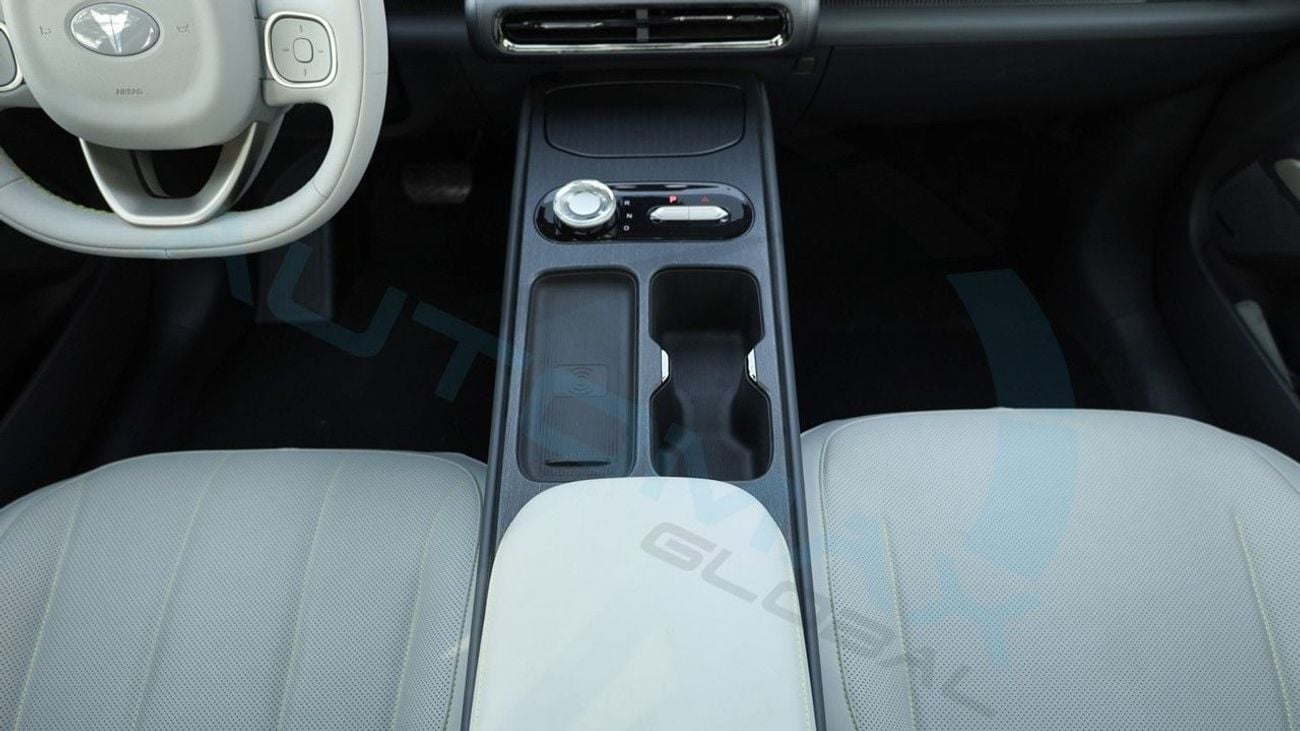Ls Auto Lev01 CE 2025 FWD GCC 0Km With 5 Years Warranty Or 150K Km & 8 Years or 150K Km