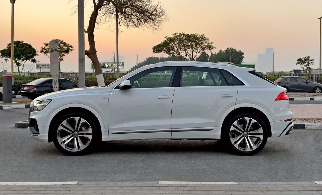 Audi Q8 55 TFSI S-LINE 2019 Audi Q8 55TFSI Quattro S Line, GCC Specifications