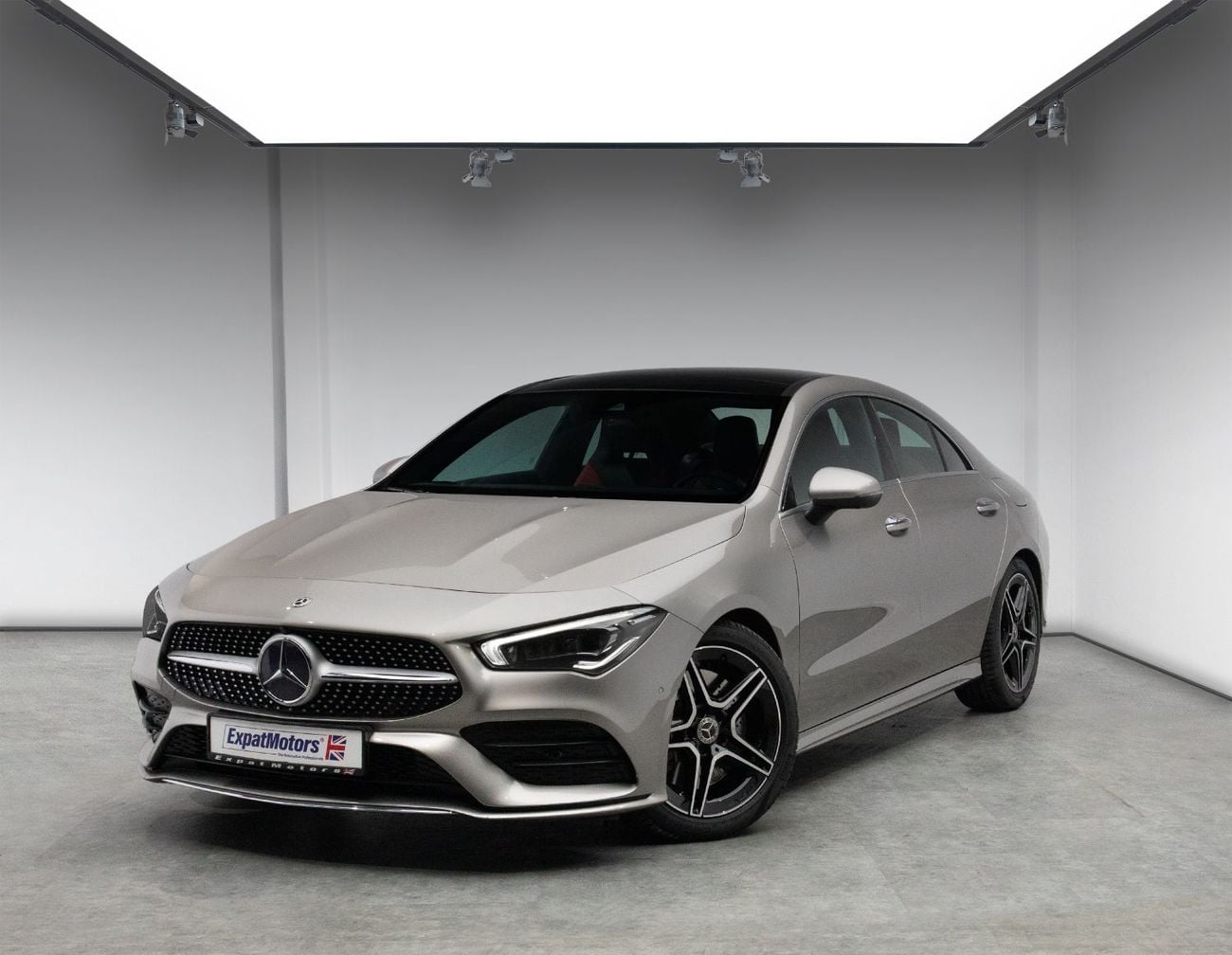 Mercedes Benz CLA250 STANDARD