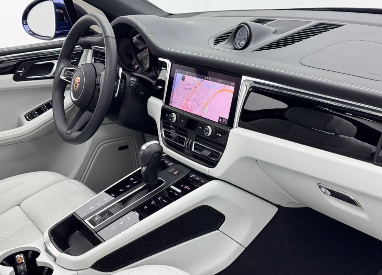 Porsche Macan 2025 Porsche Macan, April 2028 Porsche Warranty, Porsche Service History, GCC