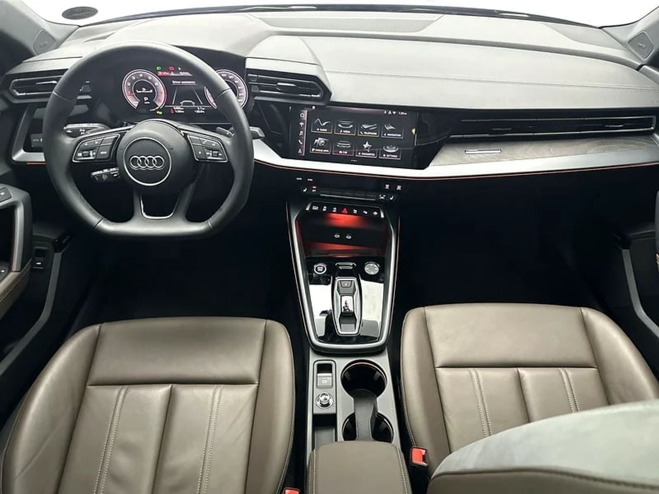 Audi A3 35 TFSI S-LINE 1.4L Sedan 150hp (Ref# 43072)