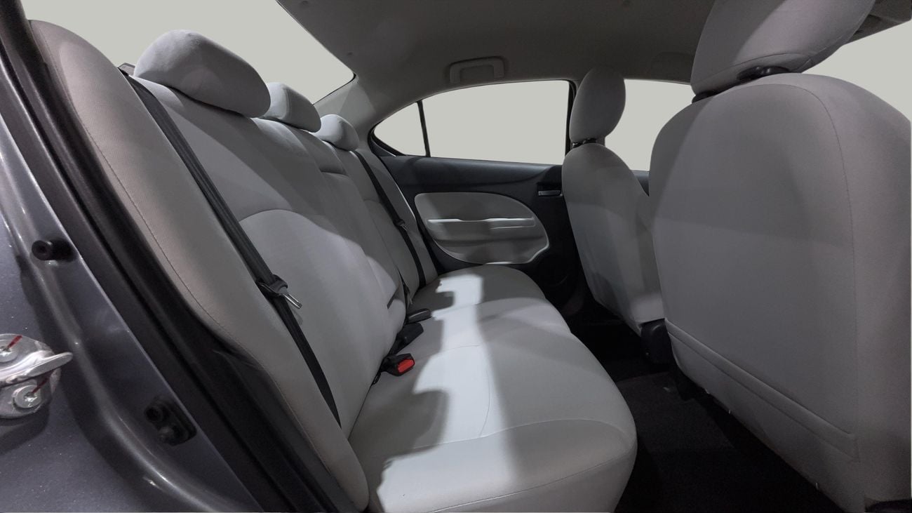 ميتسوبيشي اتراج GLX HIGHLINE كارس24 هي سوق ضخم للسيارات المستعملة موثوق ومضمون ٪كارس24 هي سوق ضخم للسيارات المستعملة موثوق ومضمون
