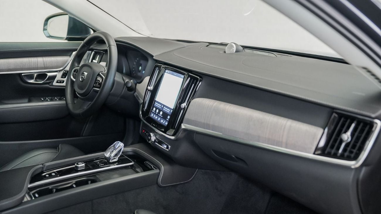 Volvo S90 B5