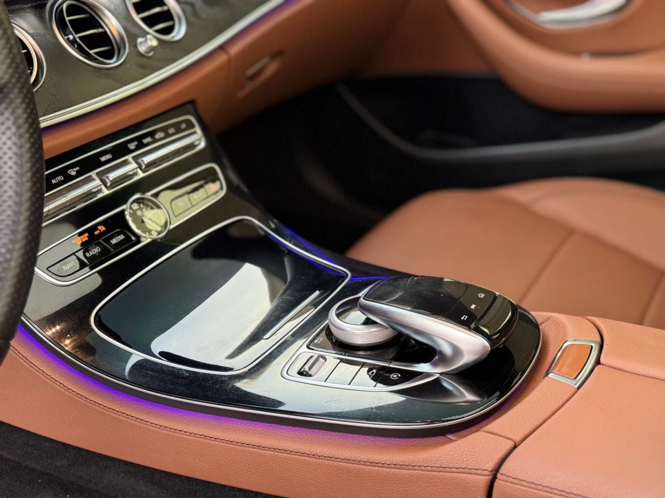 مرسيدس بنز E300 AMG