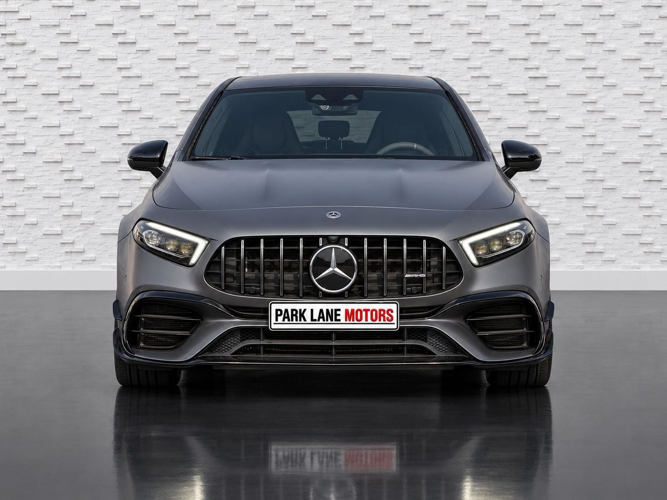 Mercedes Benz A45 AMG- S