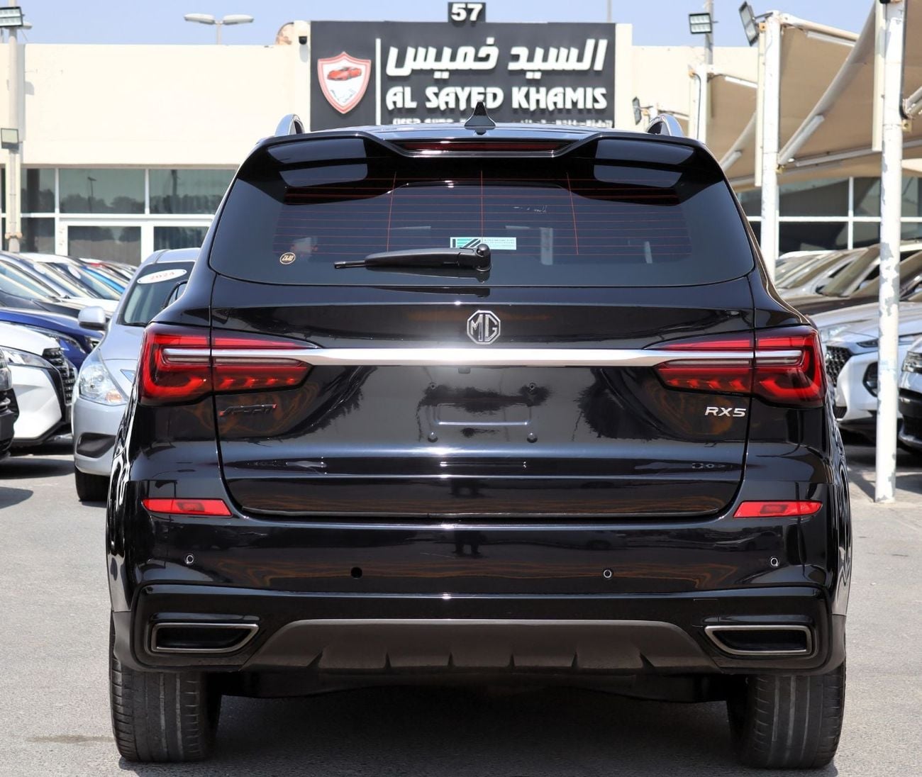 أم جي RX5 LUXURY خالية من الحوادث - خليجية - كاملة المواصفات - حالة ممتازة من الداخل والخارج