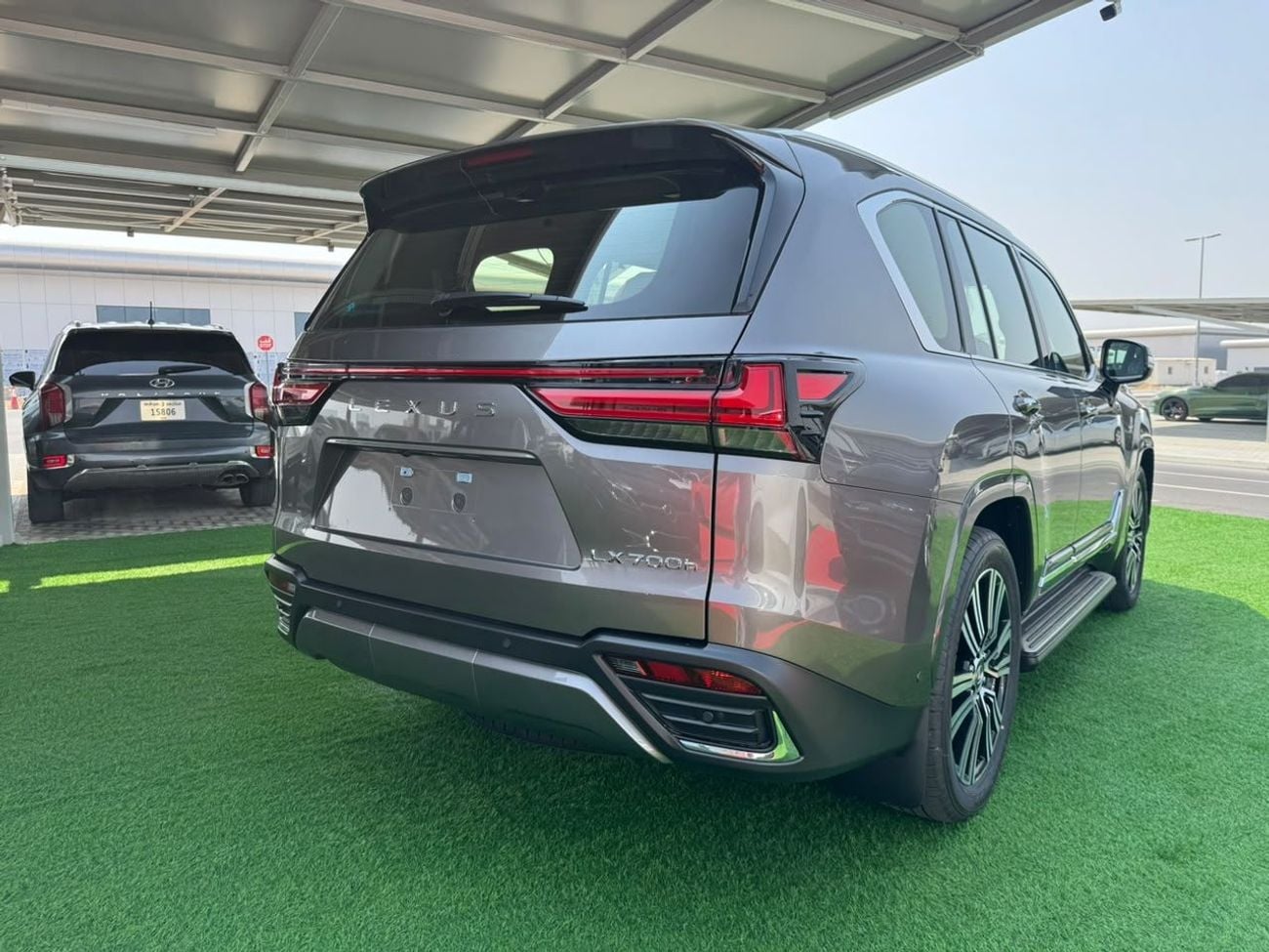 Lexus LX700h SIGNATURE FULL OPTION | GCC