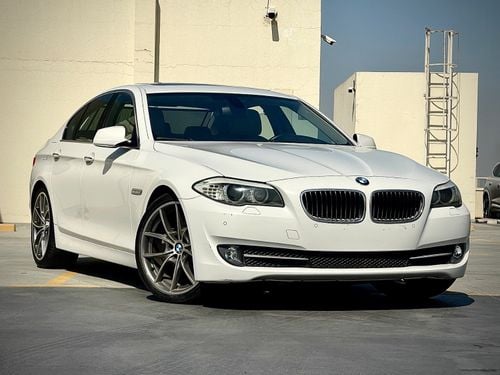 بي أم دبليو 528i EXECUTIVE