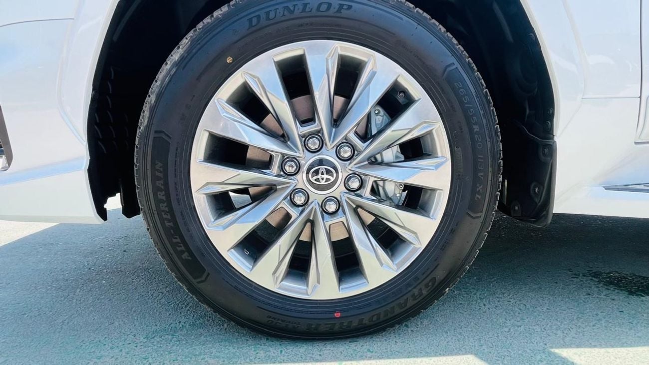 تويوتا لاند كروزر VXR